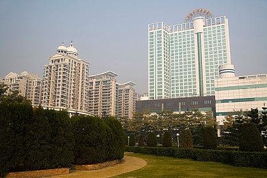 日式迷宫RPG《黄泉裂华》将于年内登陆PS5